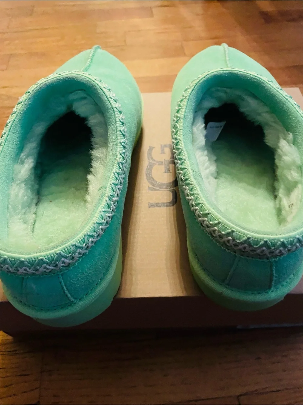 UGG back school